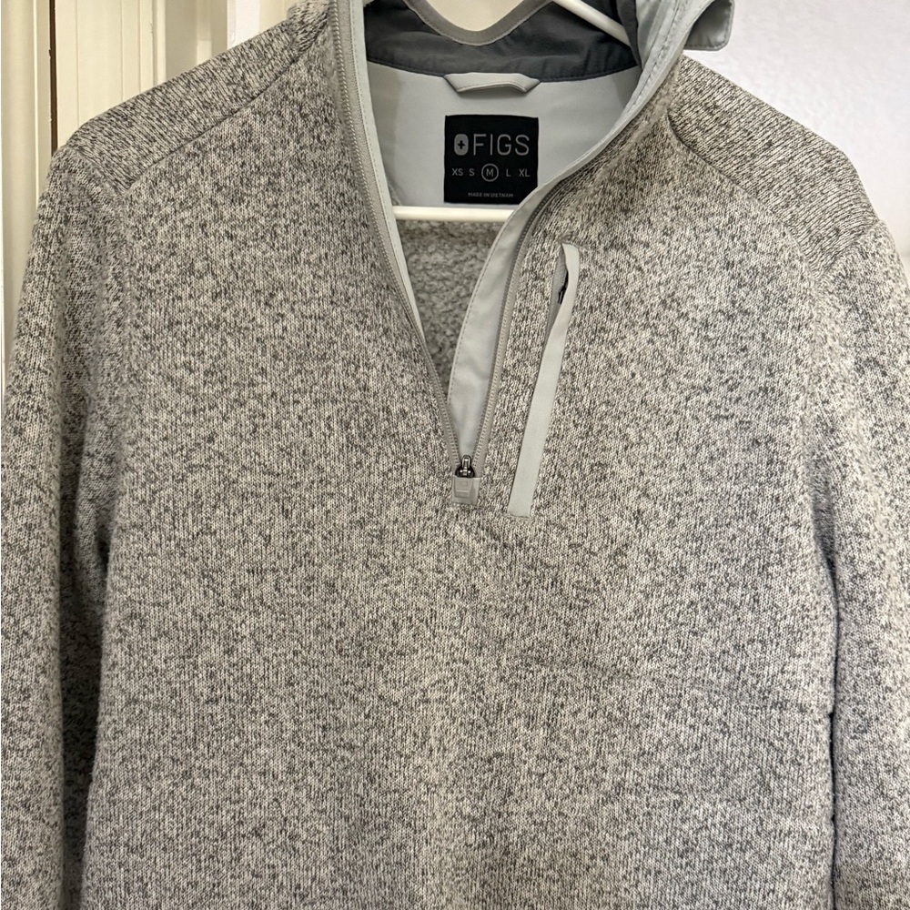 Figs Women Heather Gray Zip-Up Sweater